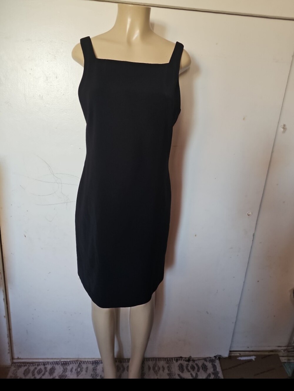 CDC Black Square-Neck Midi Sheath Dress